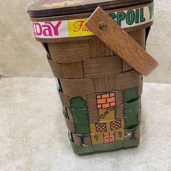 VINTAGE CARO-NAN WOODEN BASKET BAG - Picture 8 of 10